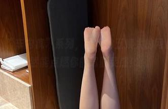 微密圈 – “车内疯”系列，迷人的五姨太的网盘合集居然能点燃你的驾驶灵感！