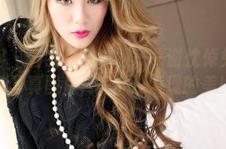 青豆客 – 容我再看一眼——谢忱倬兔女郎的写真图片，完全没道理的美！