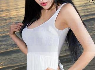 青豆客 – 写真集归来，赵小米Kitty在天台的安静时光和无意分享