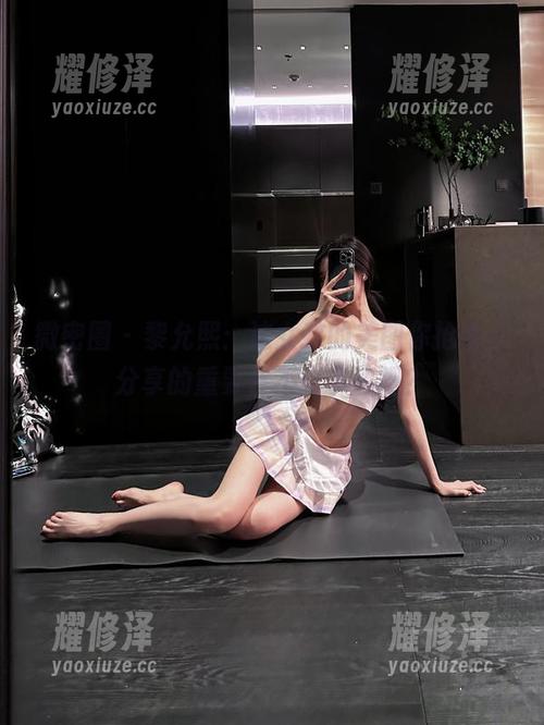 微密圈 - 黎允熙：这女孩的美图你抢手，分享的重要性不必多说吧？