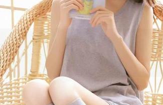 微密圈 – 红色蕾丝真香，黎允熙的免费写真让人欲罢不能