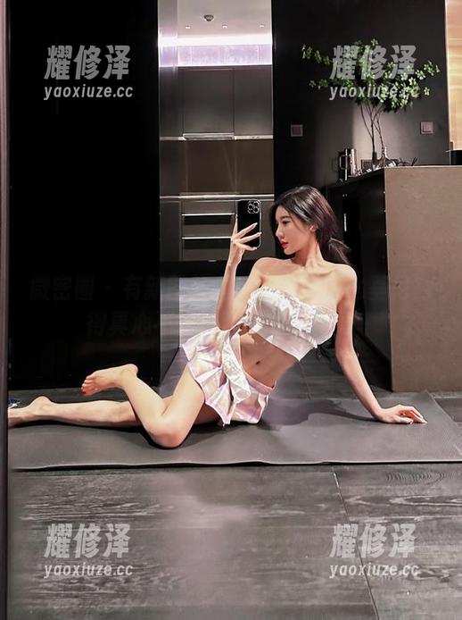 微密圈 - 有新图集啦！黎允熙的比基尼秀得真心不错，真想一探究竟～